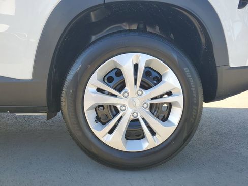 New 2026 Chevrolet Trax LS w/ Driver Confidence Package image 5