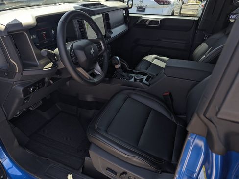 Used 2026 Ford Bronco Badlands AWD/4WD image 10