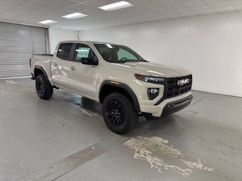 New 2026 GMC Canyon Elevation w/ Convenience Package image 3