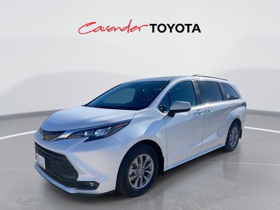 Certified 2025 Toyota Sienna XLE