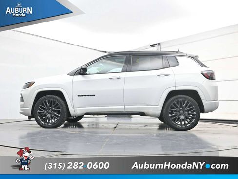 Used 2022 Jeep Compass High Altitude AWD/4WD image 21