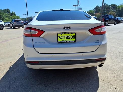 Used 2013 Ford Fusion SE FWD image 3