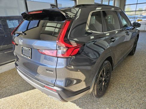 Used 2024 Honda CR-V Sport Touring image 2