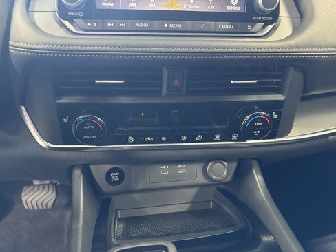 Certified 2026 Nissan Rogue SV w/ Cold Weather Package AWD/4WD image 15