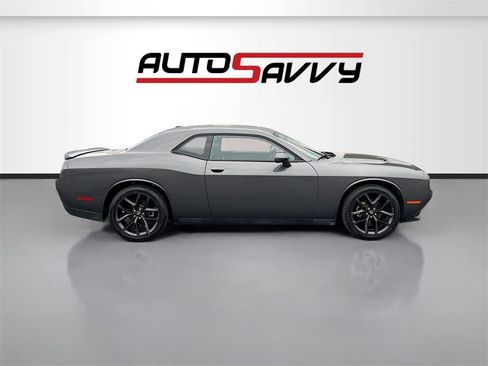 Used 2021 Dodge Challenger SXT w/ Blacktop Package image 8