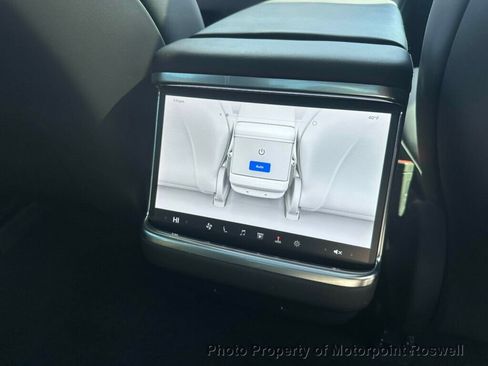 Used 2023 Tesla Model S AWD image 21