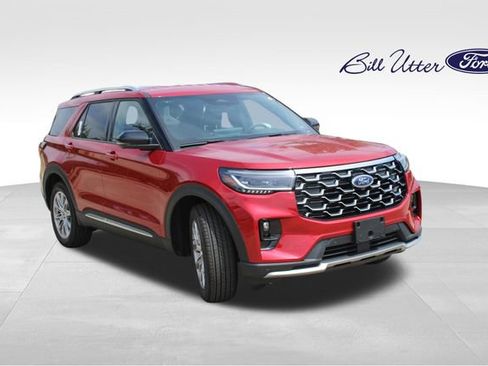 New 2026 Ford Explorer Platinum RWD image 2