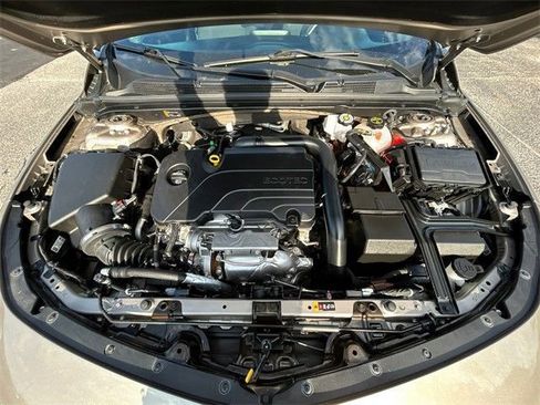 Used 2024 Chevrolet Malibu LT image 16