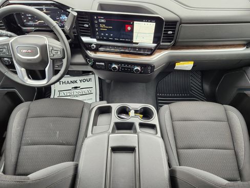 New 2025 GMC Sierra 1500 SLE w/ Preferred Package image 11