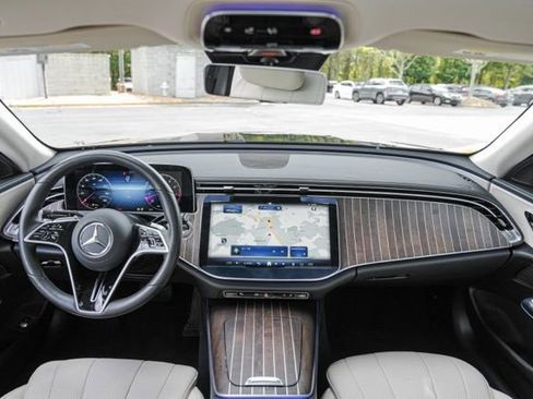 Used 2025 Mercedes-Benz E 350 4MATIC Sedan w/ Winter Package image 23