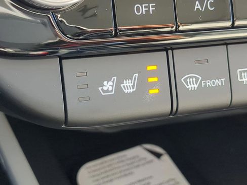 New 2026 Hyundai Elantra Limited image 25