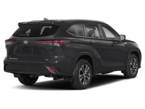 New 2025 Toyota Highlander XLE AWD/4WD image 2