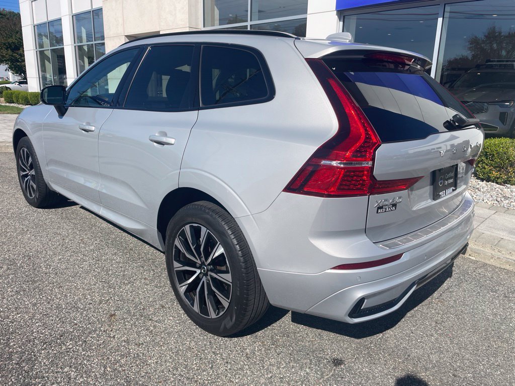 Certified 2024 Volvo XC60 B5 Core w/ Protection Package Premier AWD/4WD image 3