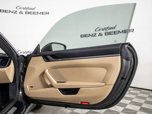 Used 2021 Porsche 911 Carrera image 17