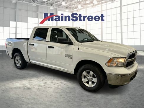 Used 2022 RAM 1500 Classic SLT w/ Electronics Group AWD/4WD image 7