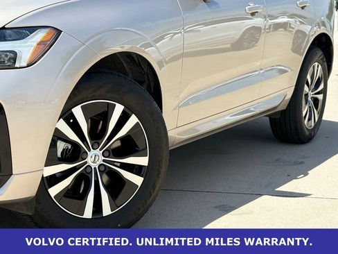 Certified 2025 Volvo XC60 B5 Core AWD/4WD image 12