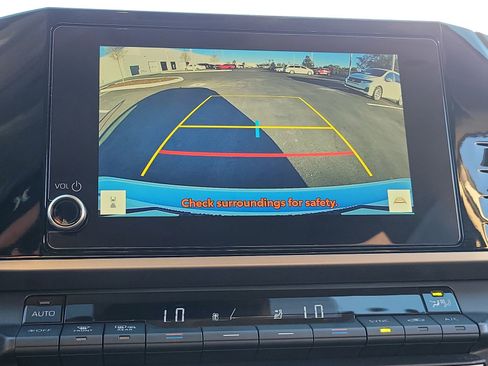 Used 2025 Toyota Camry LE image 23