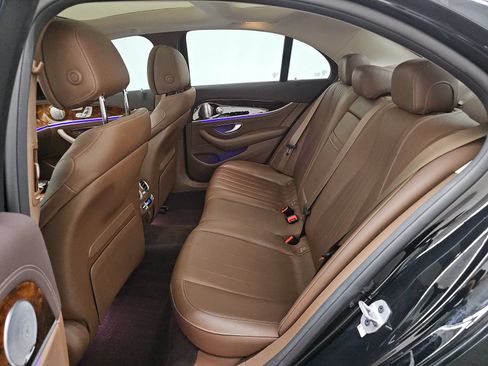 Used 2019 Mercedes-Benz E 450 4MATIC Sedan image 5