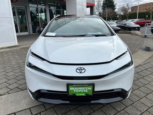 New 2026 Toyota Prius Plug-In Hybrid image 8