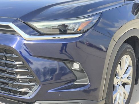 Certified 2025 Toyota Grand Highlander AWD image 10