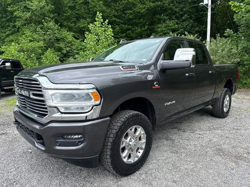 Used 2024 RAM 2500 Laramie AWD/4WD image 4