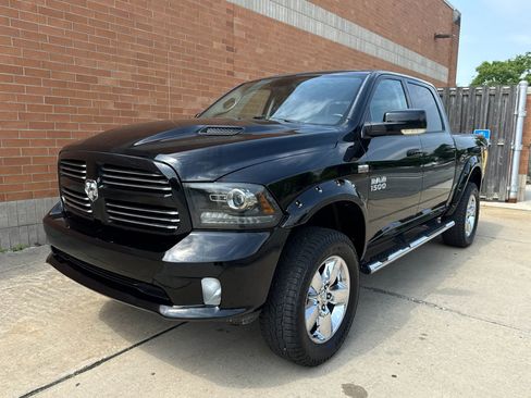 Used 2013 RAM 1500 Sport w/ Sport Premium Group AWD/4WD image 3