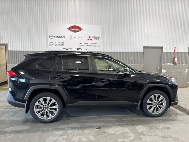 Used 2019 Toyota RAV4 XLE Premium w/ Protection Package FWD image 3
