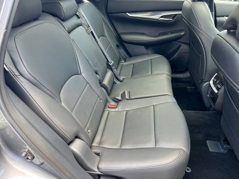 Used 2025 INFINITI QX50 Luxe AWD/4WD image 16