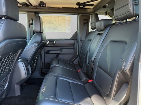 New 2025 Ford Bronco Badlands image 15