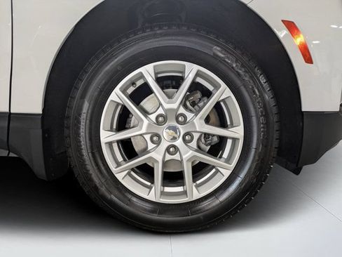 Used 2023 Chevrolet Equinox LT w/ LPO, Floor Liner Package AWD/4WD image 10