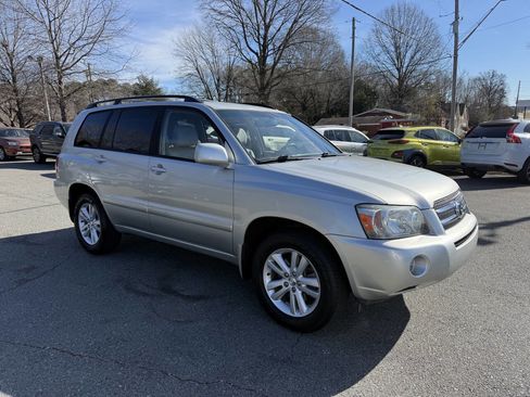 Used 2006 Toyota Highlander 2WD Hybrid image 4