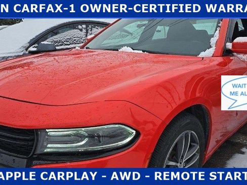Used 2019 Dodge Charger SXT image 1