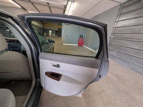 Used 2008 Buick LaCrosse CX FWD image 25