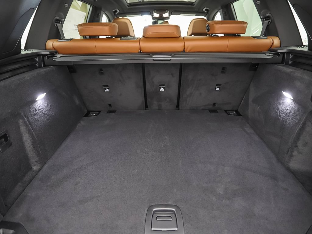 Used 2026 BMW X5 xDrive40i w/ M Sport Package AWD/4WD image 23