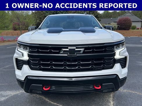 Used 2022 Chevrolet Silverado 1500 LT Trail Boss w/ LT Trail Boss Premium Package AWD/4WD image 12