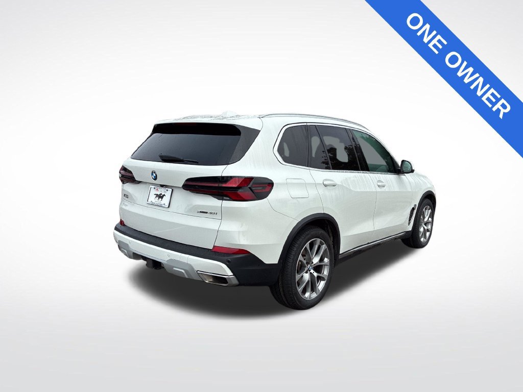 Used 2024 BMW X5 xDrive40i w/ Premium Package AWD/4WD image 4