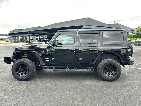 Used 2019 Jeep Wrangler Unlimited Sport S AWD/4WD image 5