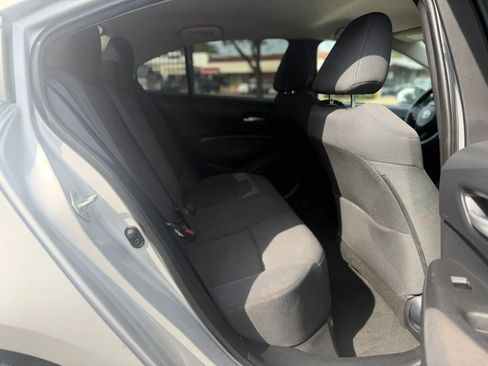 Used 2021 Toyota Corolla LE FWD image 16