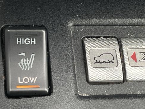 Used 2015 Subaru Forester 2.0XT Touring w/ Eyesight & Navigation System image 17