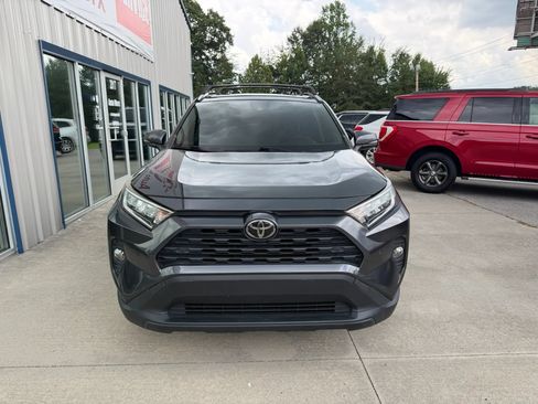Used 2019 Toyota RAV4 XLE Premium w/ Advanced Technology Package AWD/4WD image 18