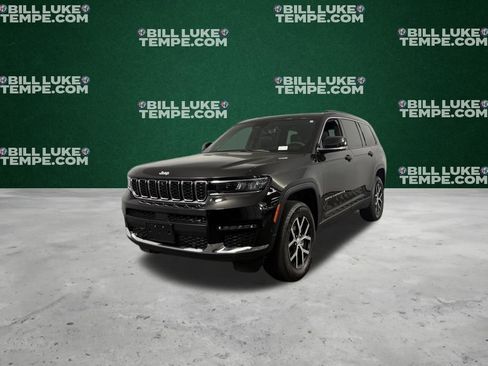 Used 2024 Jeep Grand Cherokee L Limited w/ Luxury Tech Group II image 10
