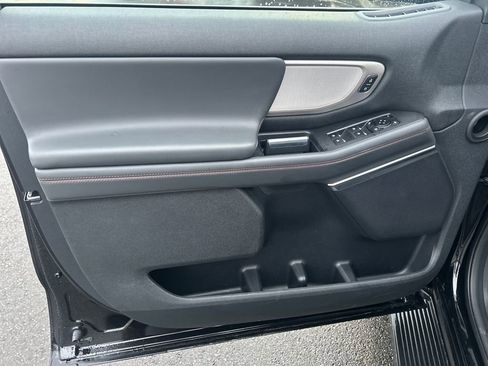 Certified 2025 Ford Expedition Active image 17