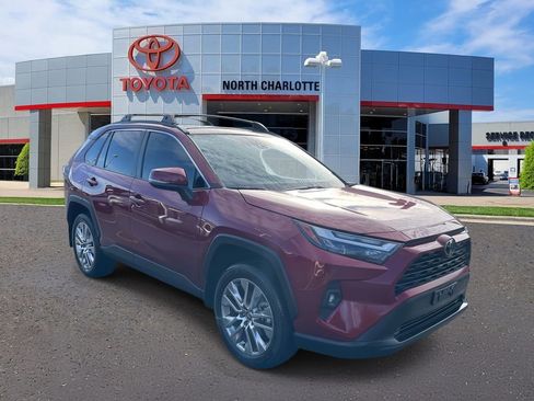 Used 2023 Toyota RAV4 XLE Premium image 1