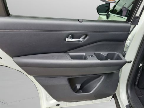Certified 2023 Nissan Pathfinder SL AWD/4WD image 8