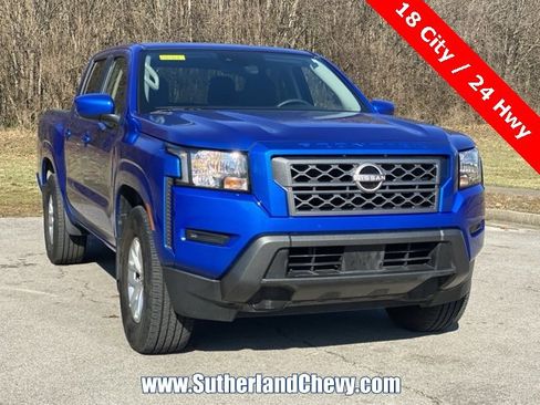 Used 2024 Nissan Frontier SV image 9