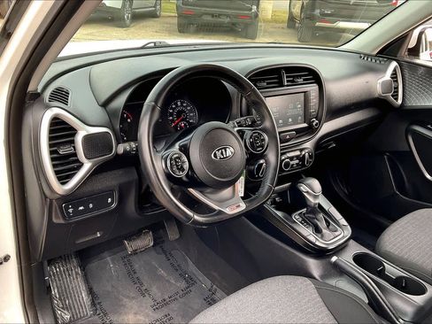 Used 2020 Kia Soul GT-Line image 16