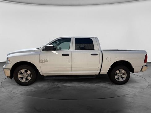 Used 2022 RAM 1500 Classic SLT AWD/4WD image 5