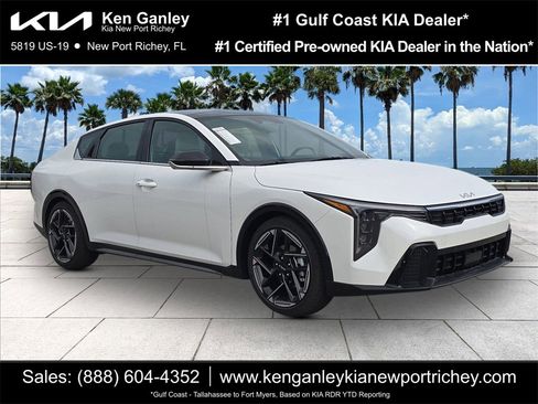New 2026 Kia K4 GT-Line image 1