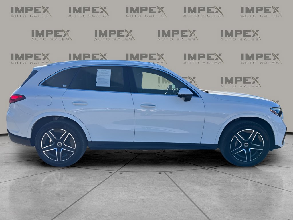 Used 2024 Mercedes-Benz GLC 300 4MATIC image 6