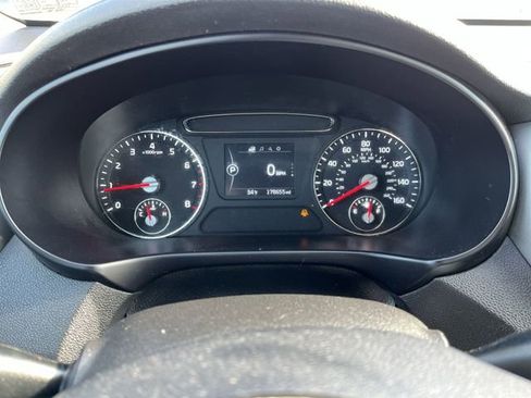 Used 2016 Kia Sorento LX image 12